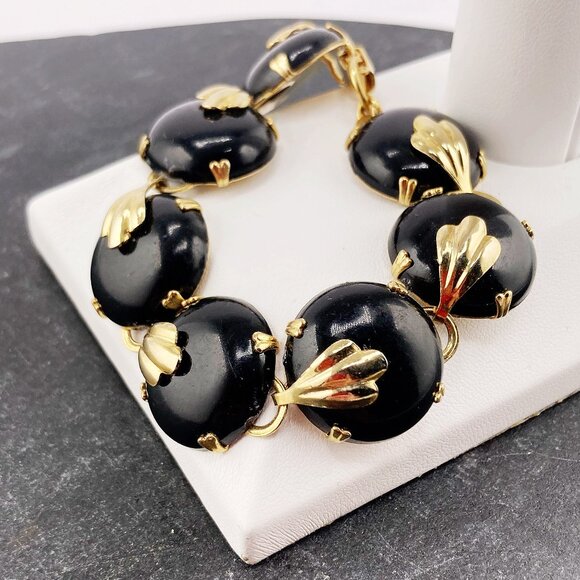 VINTAGE Black plastic and gold toned metal domed disk bracelet 1950s 1960s goth - Picture 3 of 11